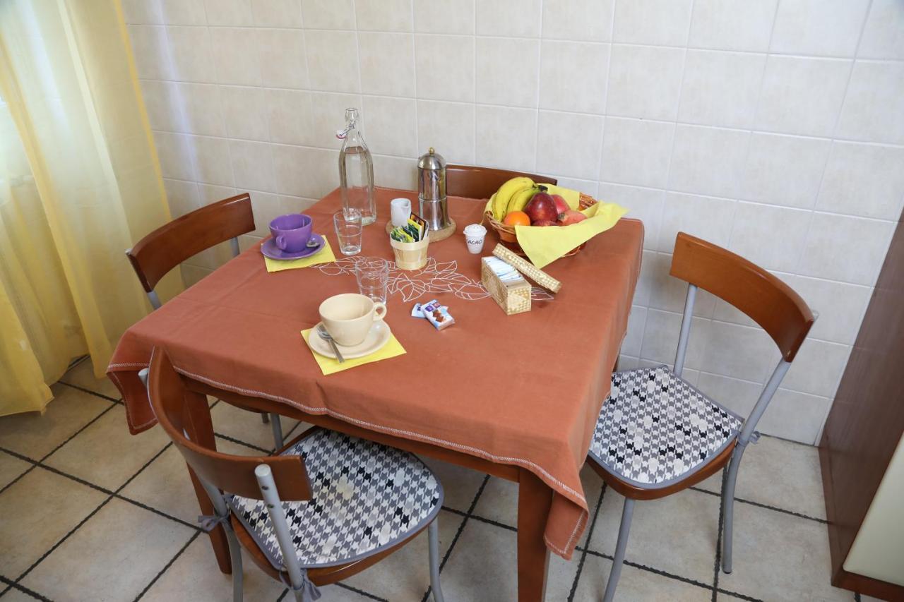 La Dimora Degli Elfi Casa Vacanza Pavia Exteriör bild
